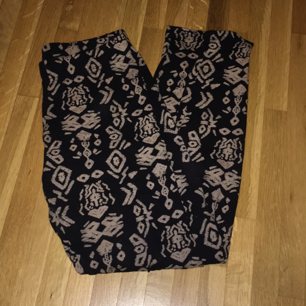 Patterned Leggings